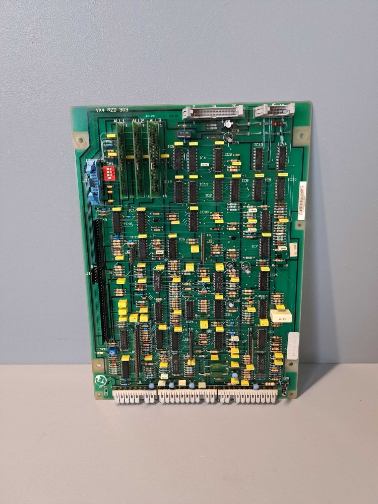 TÉLÉMÉCANIQUE  VX4RZD303