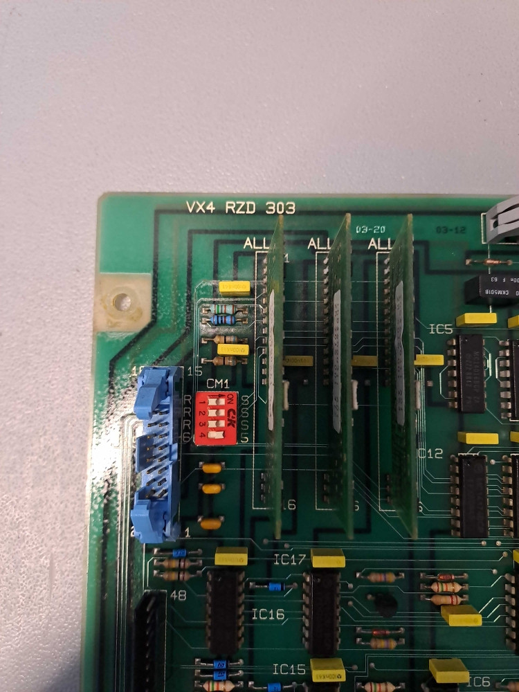 TÉLÉMÉCANIQUE  VX4RZD303