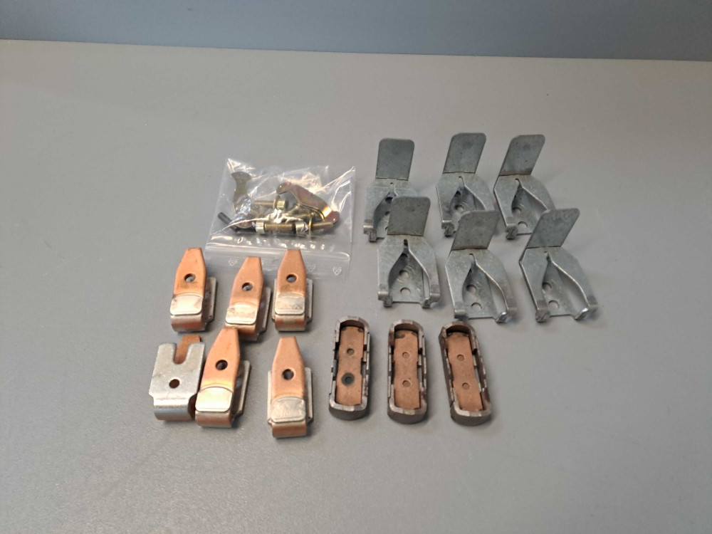 TÉLÉMÉCANIQUE  LA5F400803 