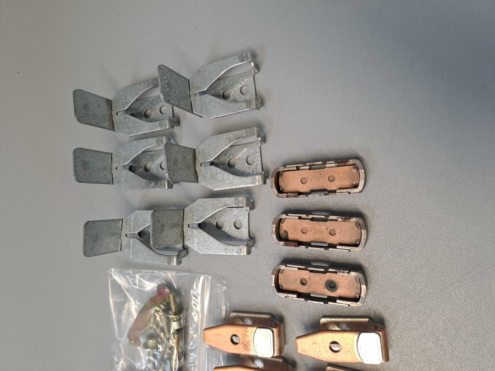 TÉLÉMÉCANIQUE  LA5F400803 