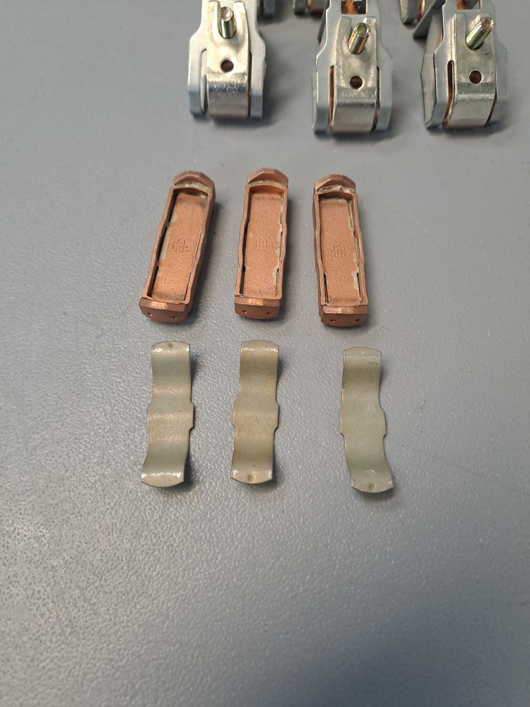 TÉLÉMÉCANIQUE  LA5FG431