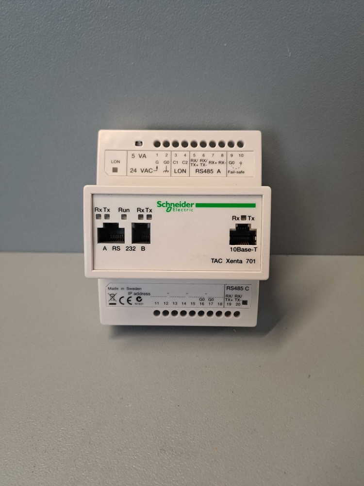 SCHNEIDER  TACXENTA701