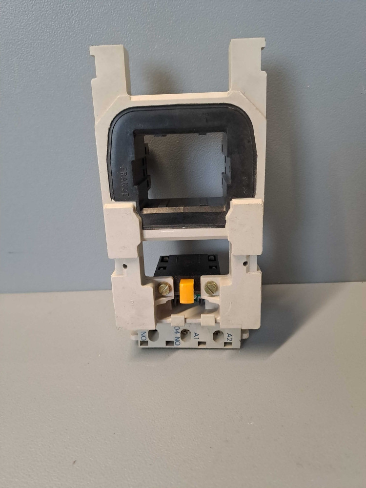 TÉLÉMÉCANIQUE  LX1FH220