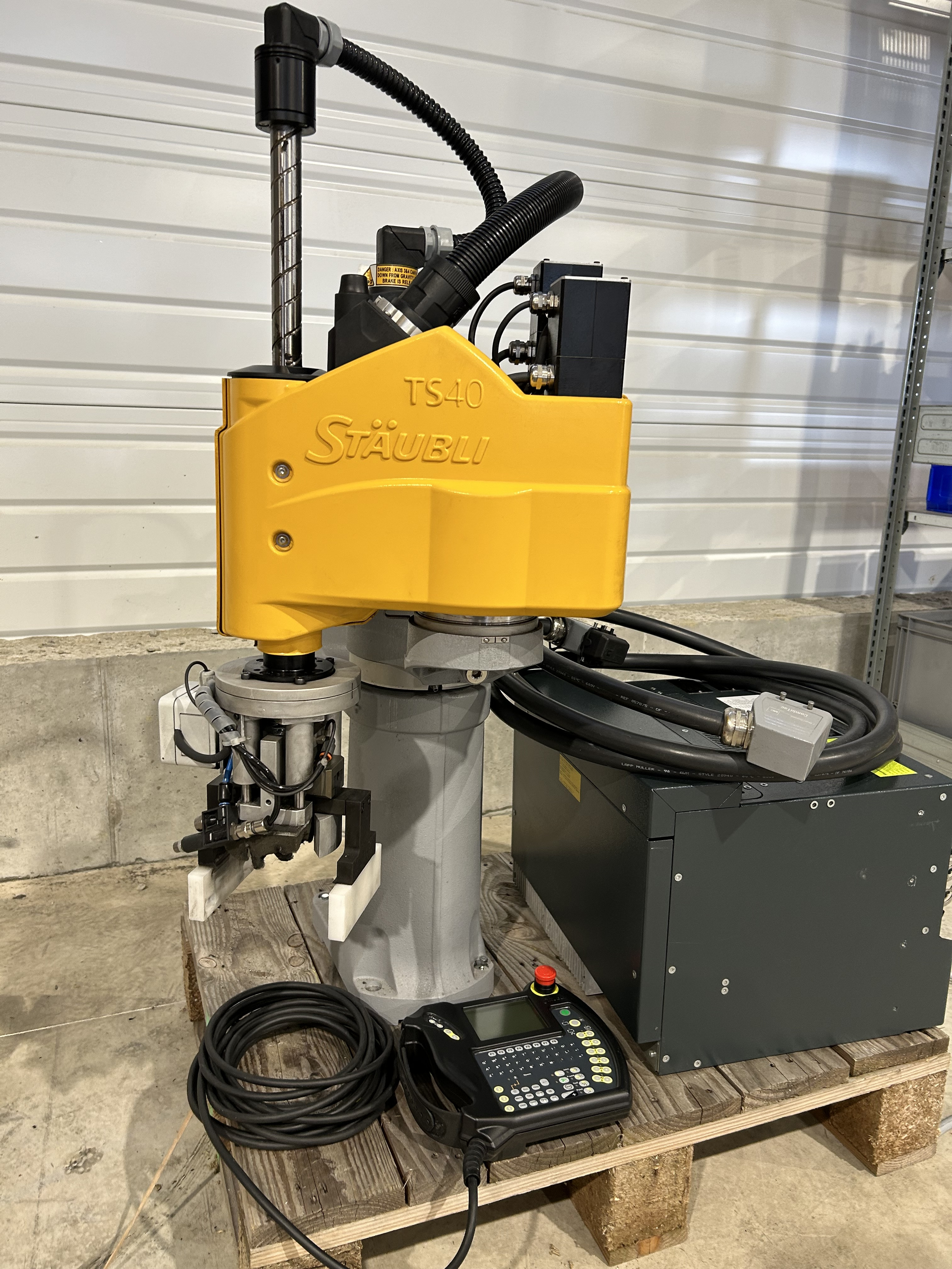 STAUBLI  ROBOT SCARA TS40- CS8C