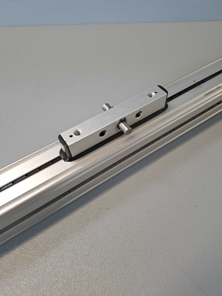 FESTO  DGP18200PPVABFK