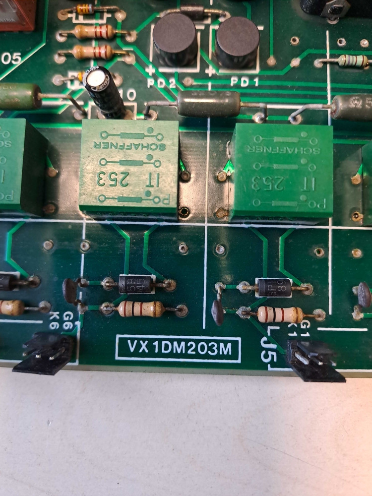 SCHNEIDER  VX1DM203M