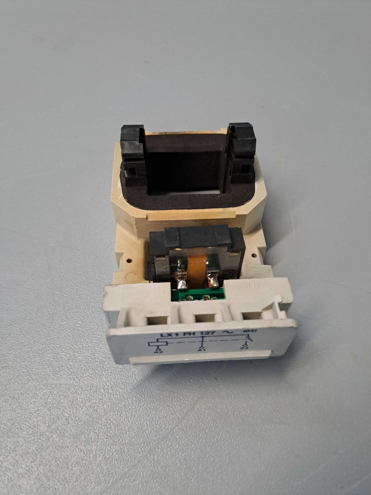 SCHNEIDER  LX1FH127