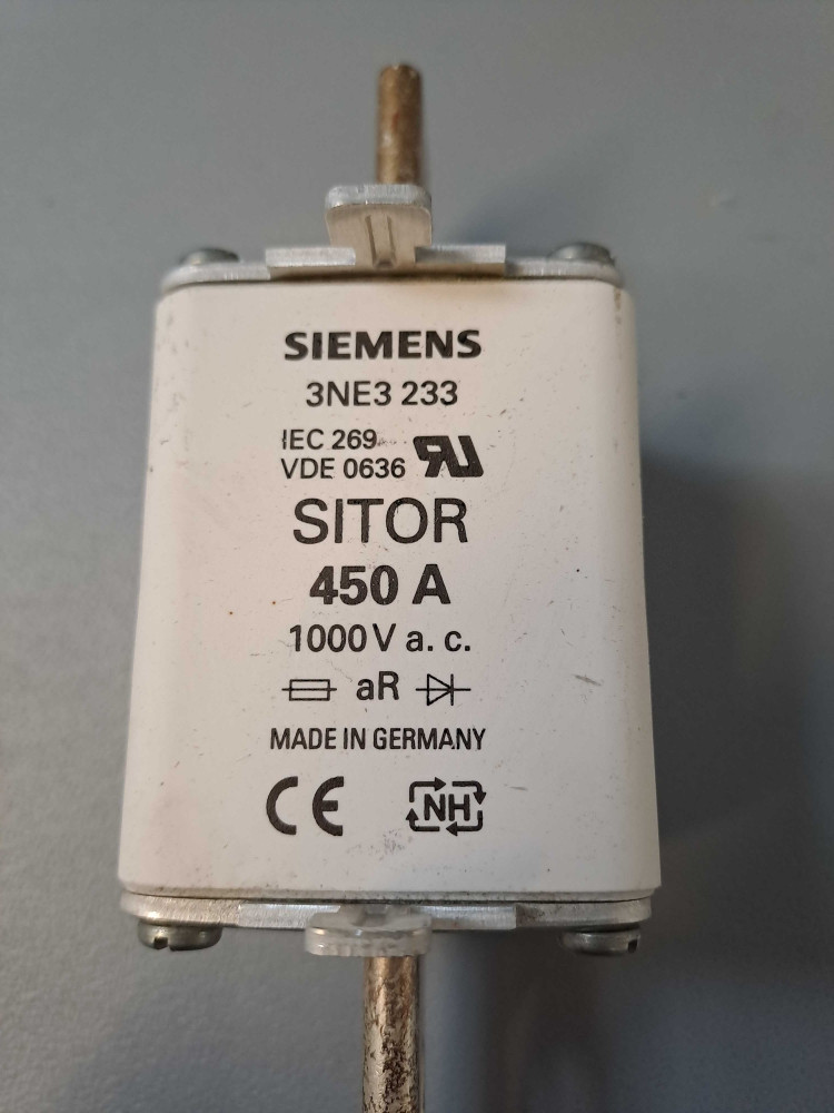 SIEMENS  3NE3233