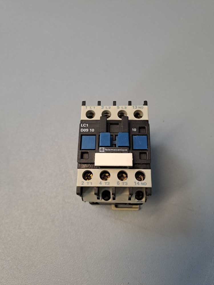 TÉLÉMÉCANIQUE  LC1D0910