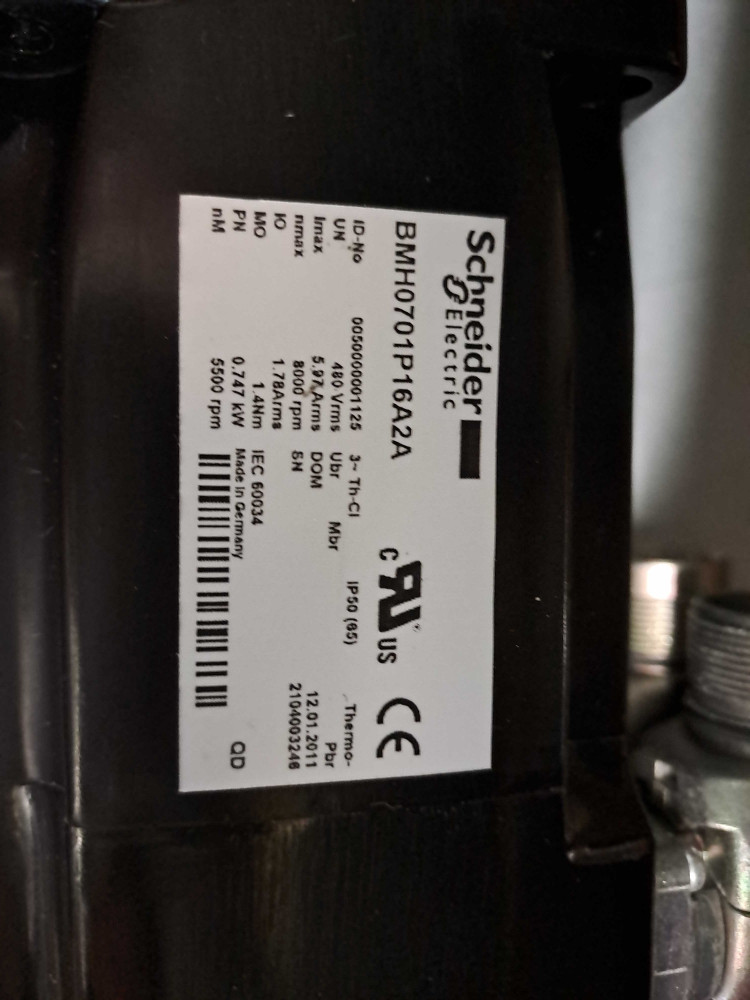 SCHNEIDER  BMH0701P16A2A