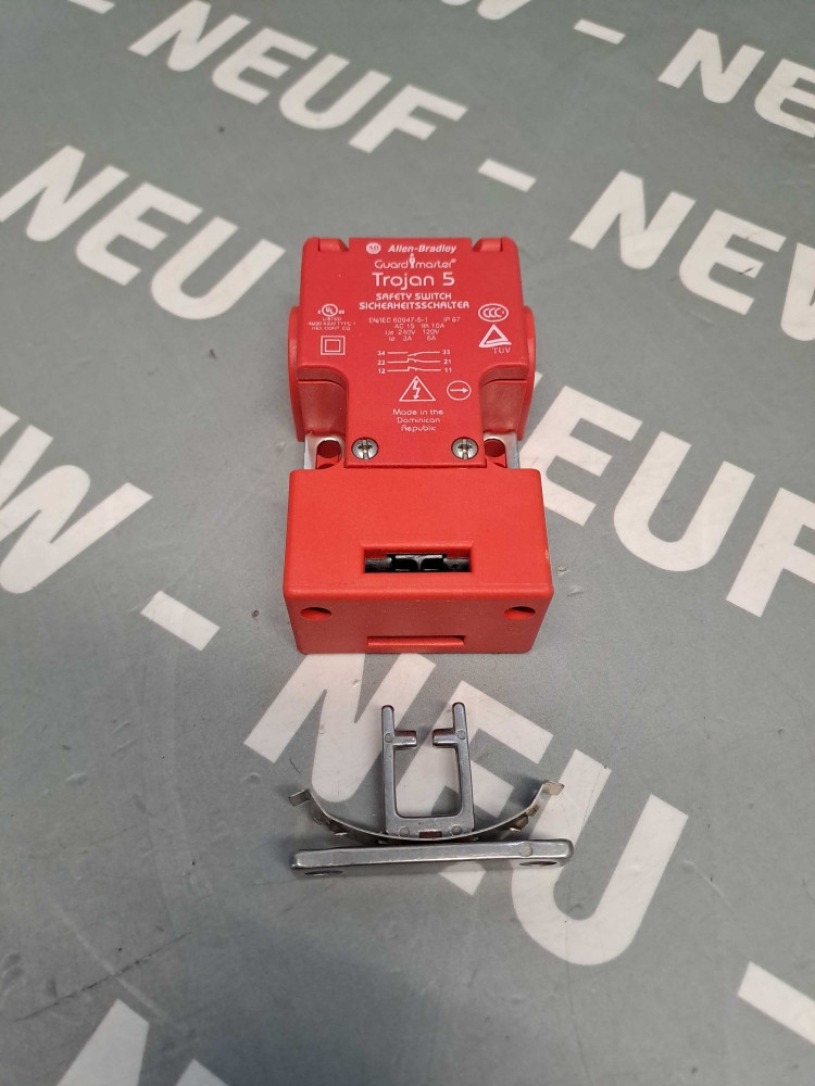 ALLEN BRADLEY  440KT11090