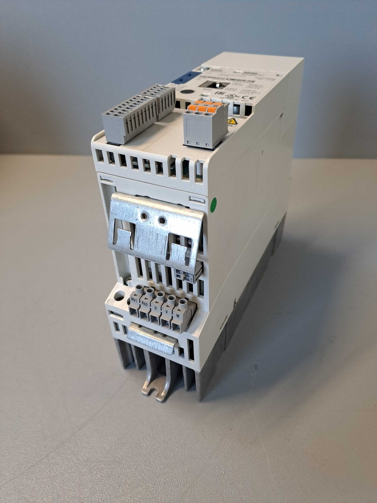 LENZE E84AVSCE3714SX0