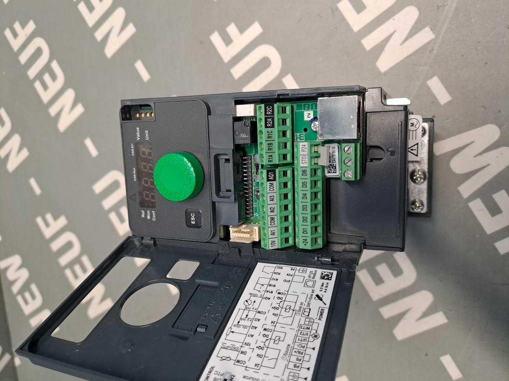 SCHNEIDER ATV320U04M2C