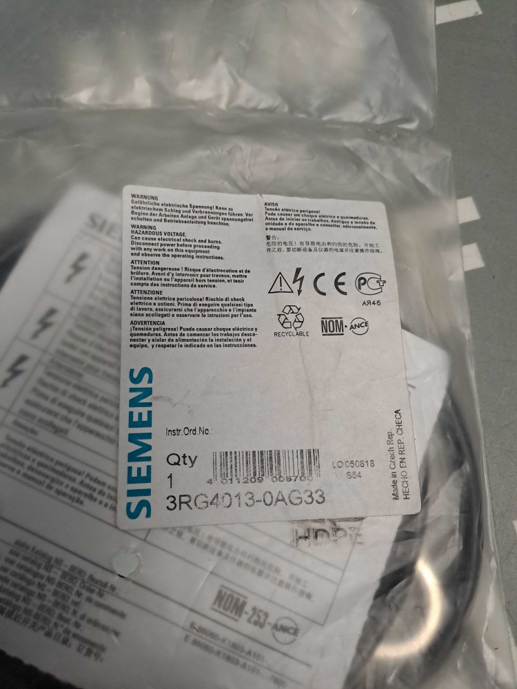 SIEMENS 3RG40130AG33