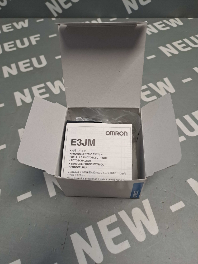 OMRON  E3JMR4M4G