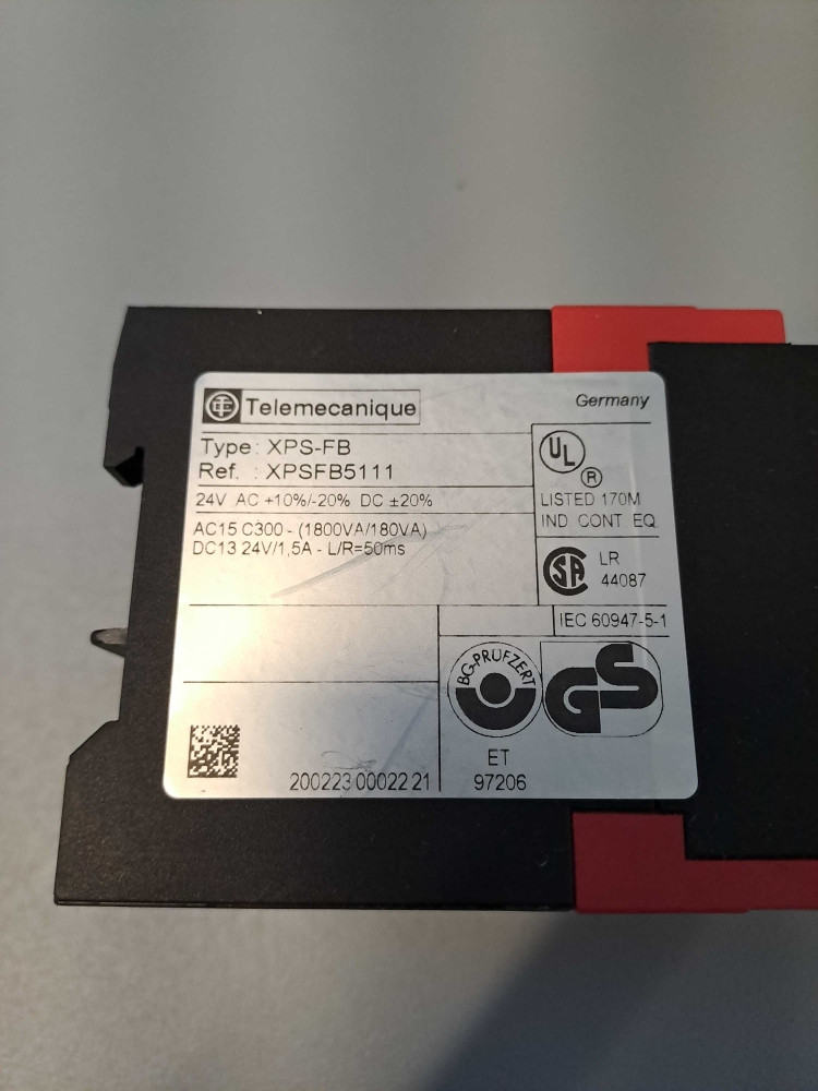 TÉLÉMÉCANIQUE  XPSFB5111