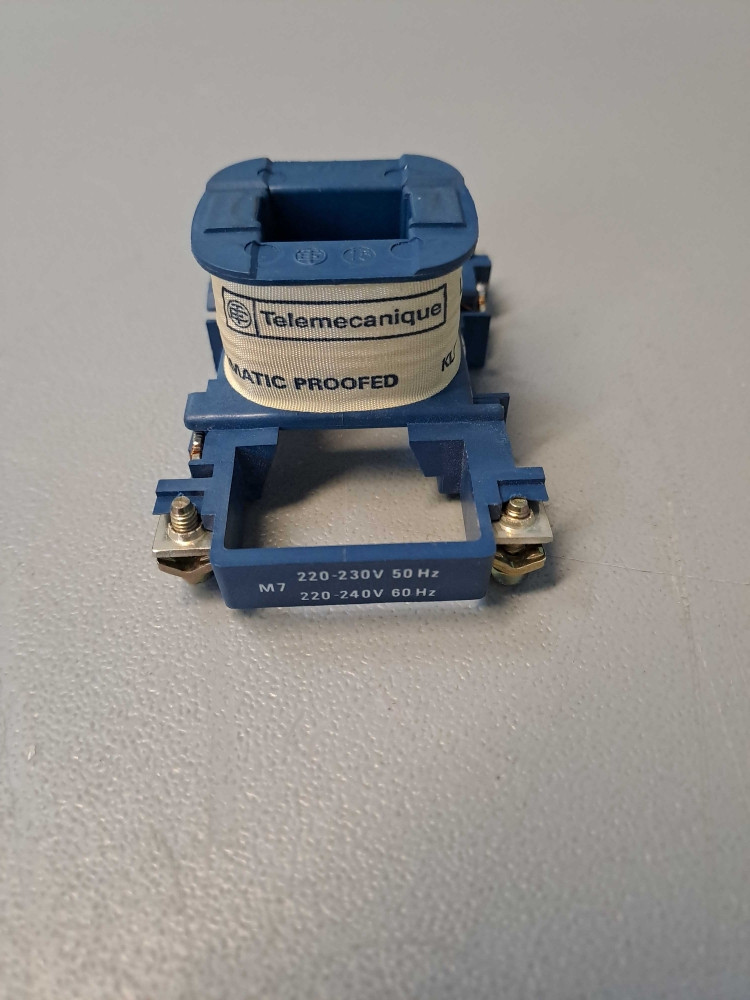 TÉLÉMÉCANIQUE  LX1D4M7