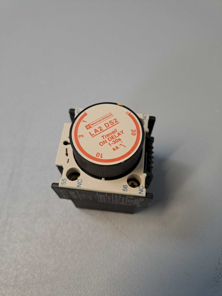 TÉLÉMÉCANIQUE  LA2DS2