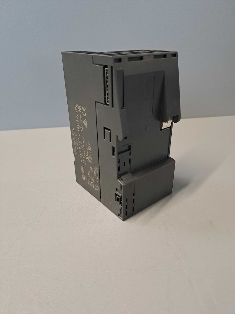 SIEMENS  6ES71513AA230AB0