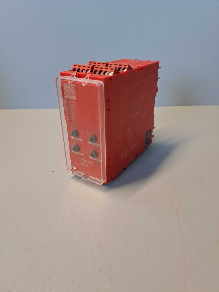 SCHNEIDER  XPSUAT13A3AP