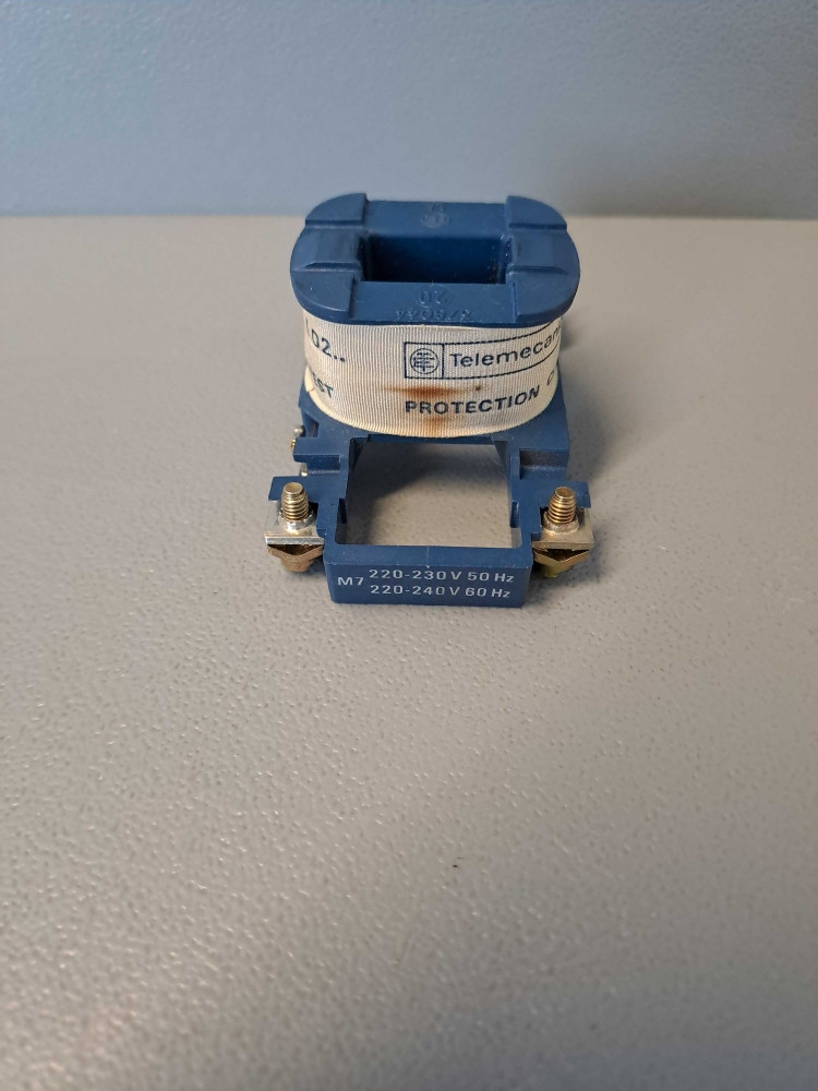 TÉLÉMÉCANIQUE  LX1D2M7