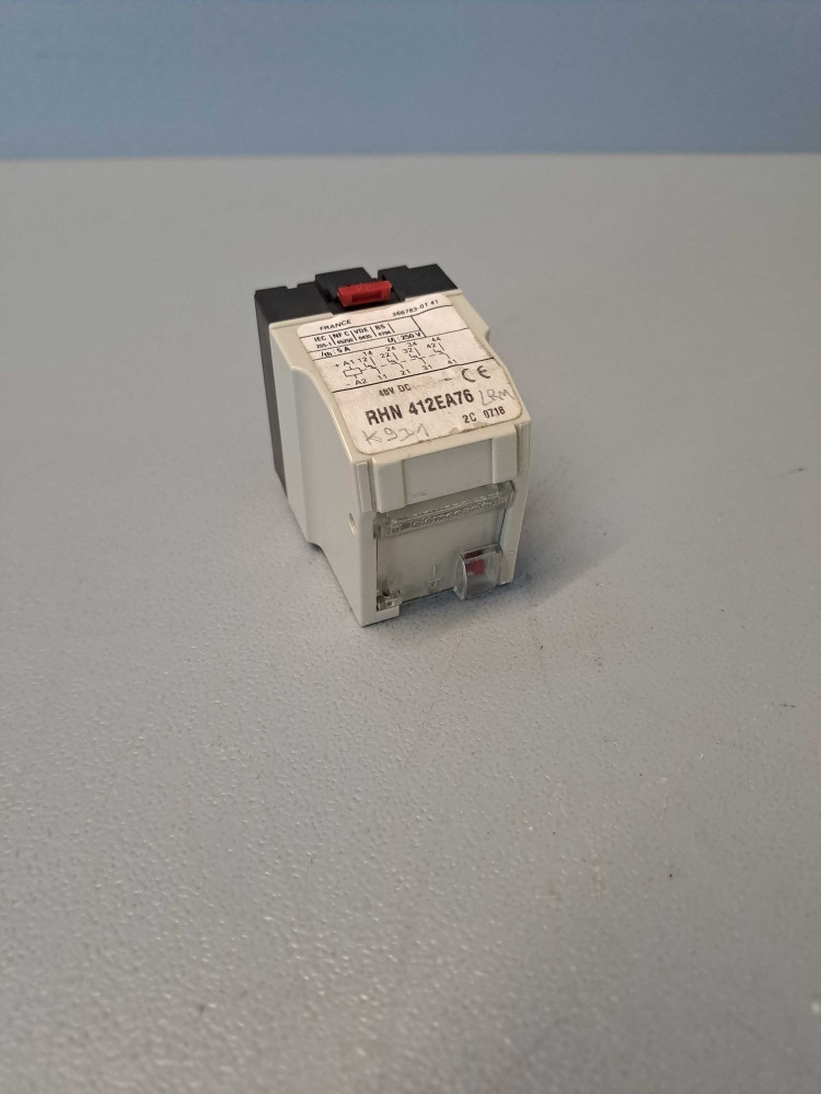 SCHNEIDER  RHN412EA76