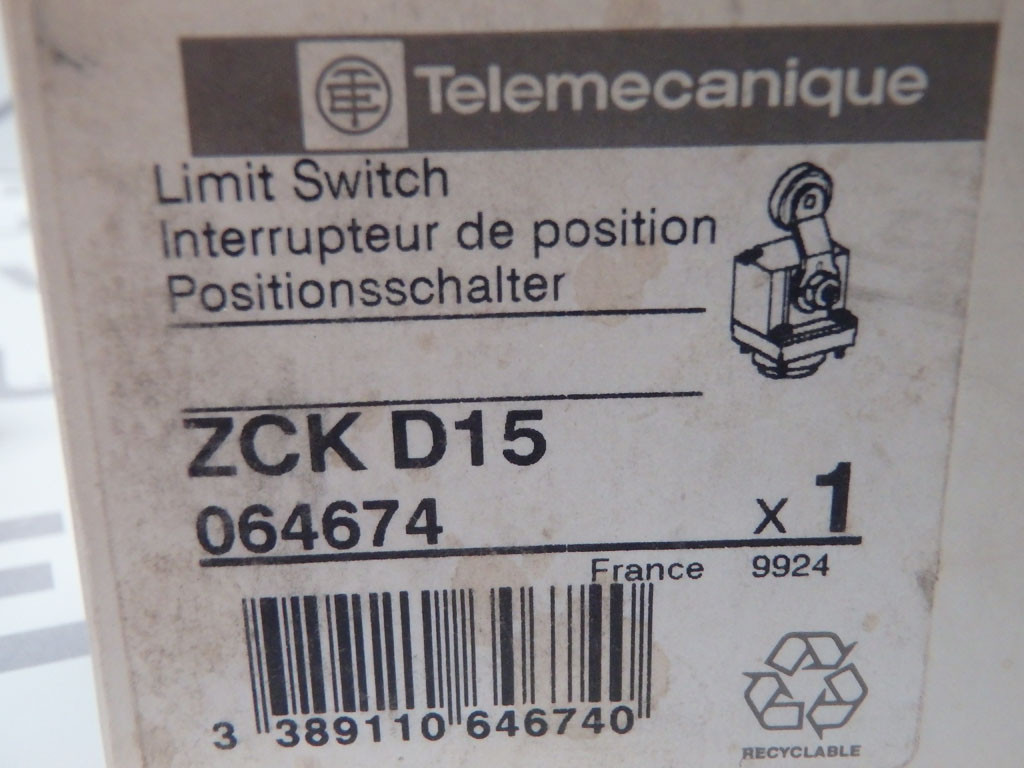 TÉLÉMÉCANIQUE  ZCKD15