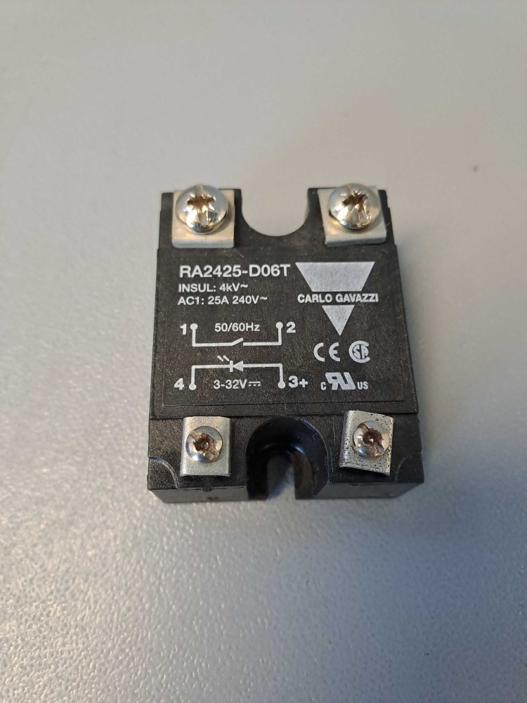 CARLO GAVAZZI RA2425D06T