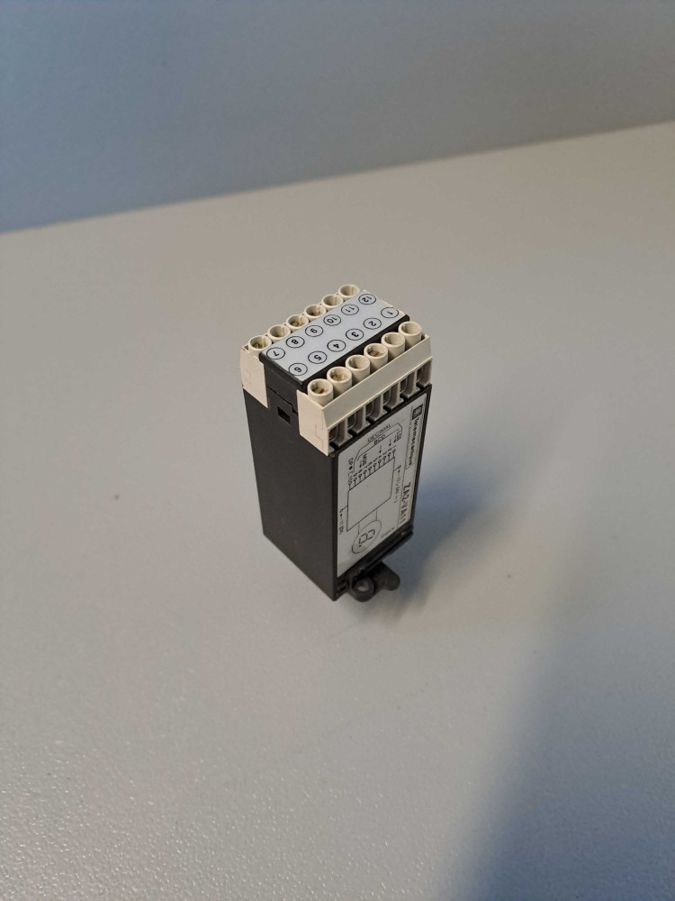 TÉLÉMÉCANIQUE  ZA2VA11