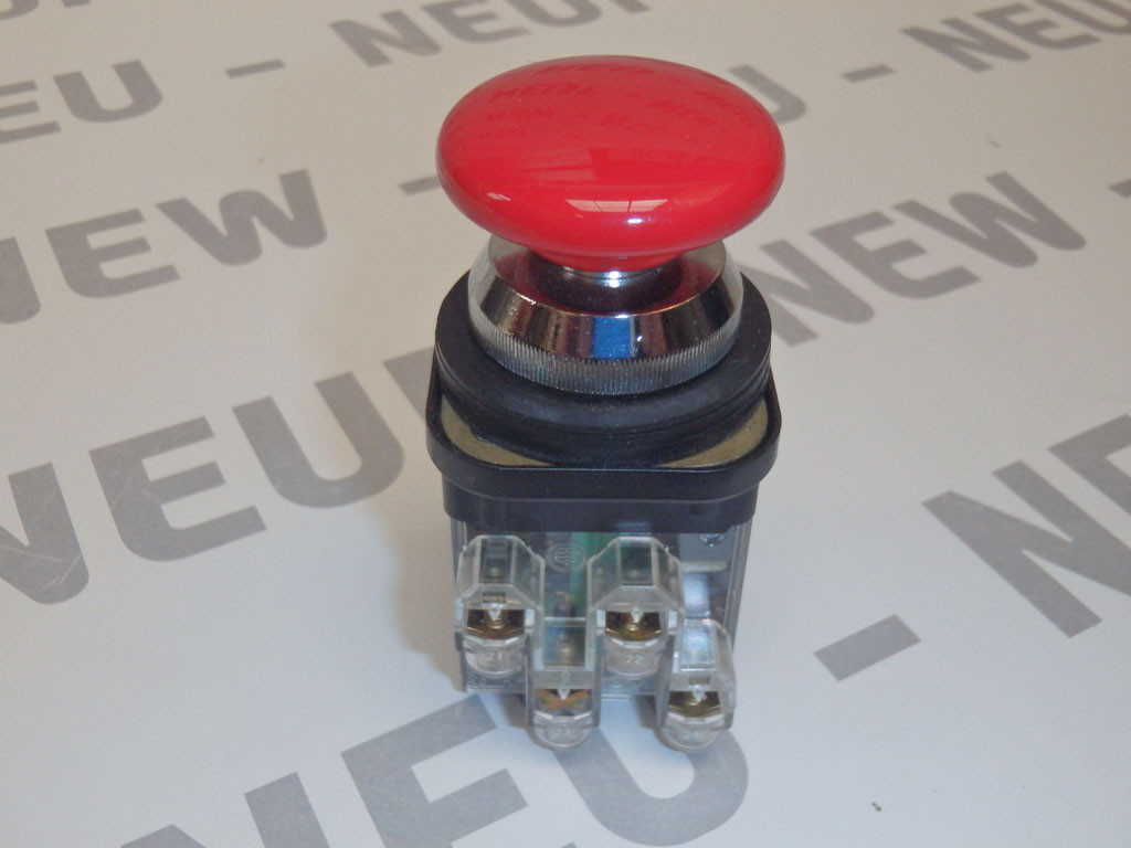 TÉLÉMÉCANIQUE  XB2MT42