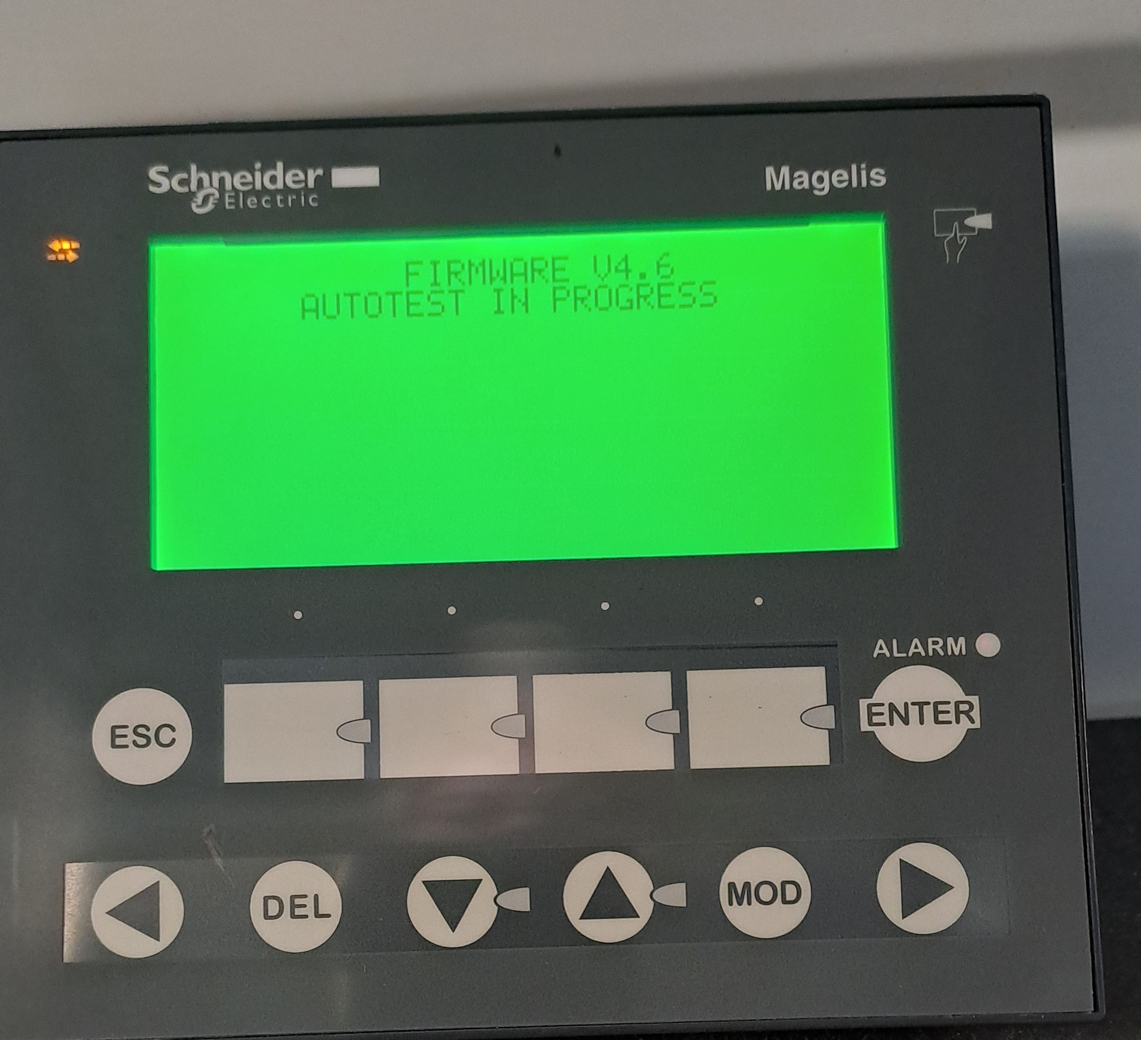 SCHNEIDER  XBT-RT511