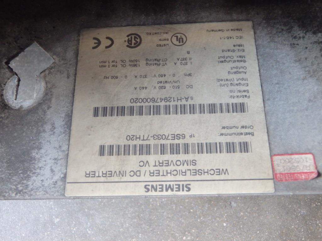 SIEMENS  6SE7033-7TH20