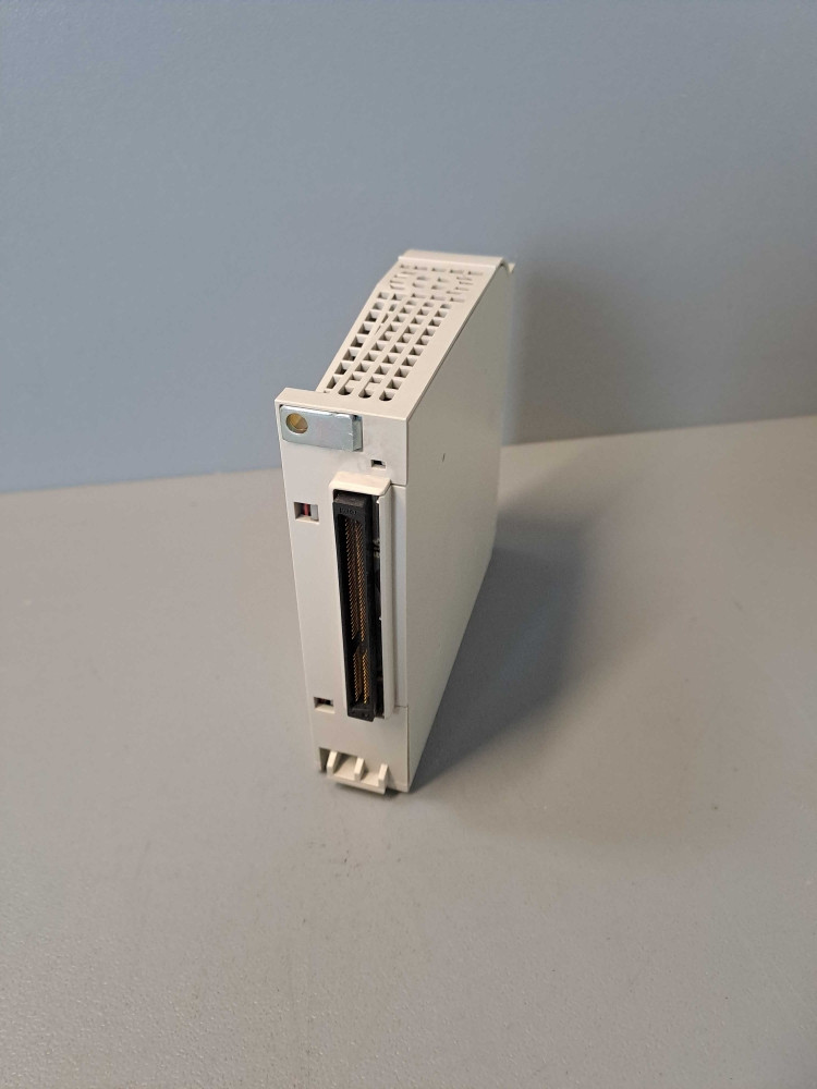 MITSUBISHI MRJ2M40DU