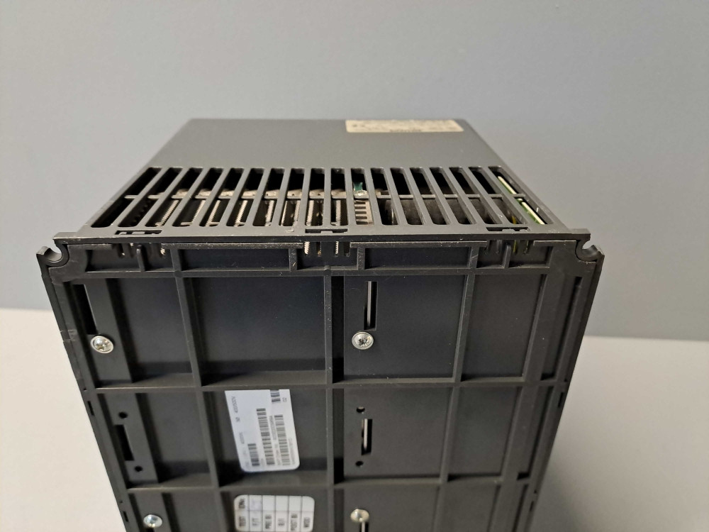 SIEMENS 6SE32210DC40