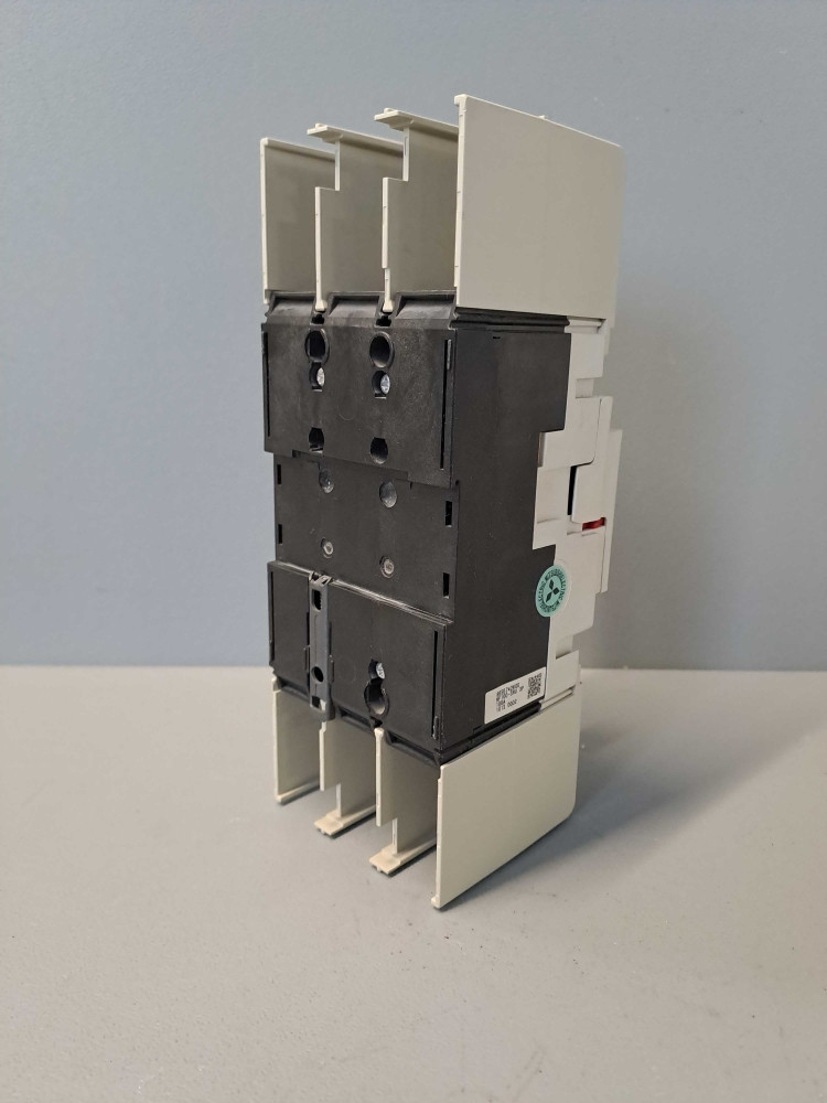 MITSUBISHI  NF100SRU3P100A