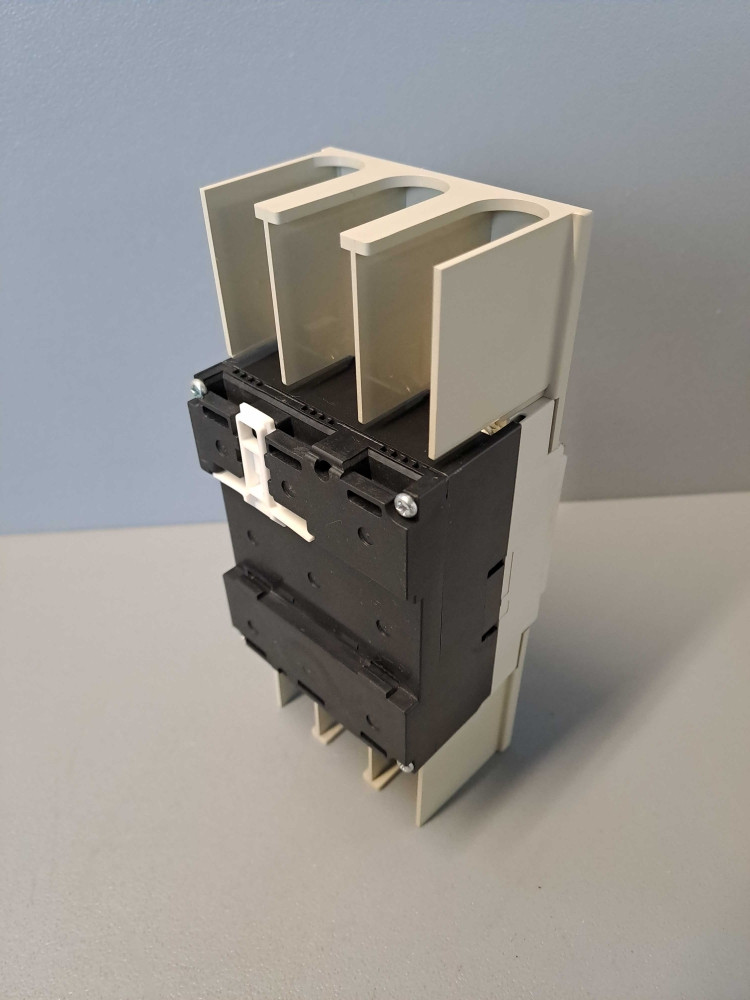 MITSUBISHI  NF100FHU75A