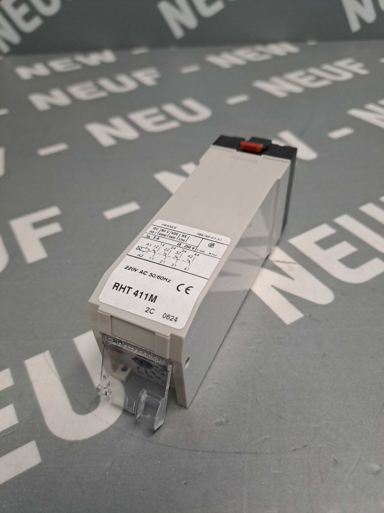 SCHNEIDER  RHT411M