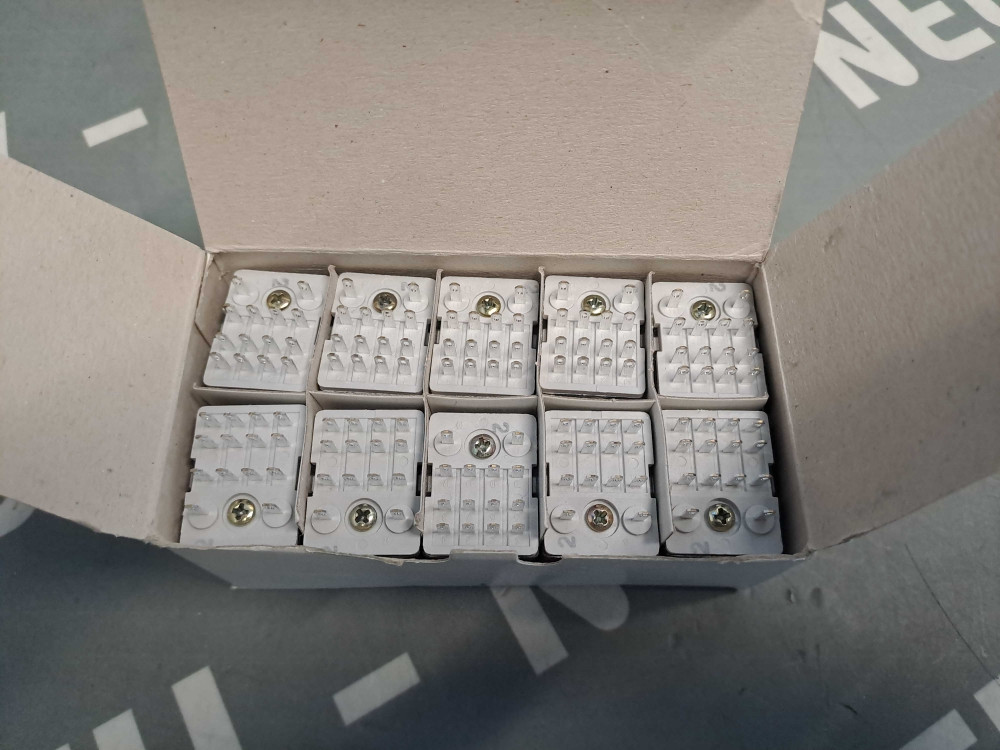 SCHNEIDER  RXL4A06B2ED