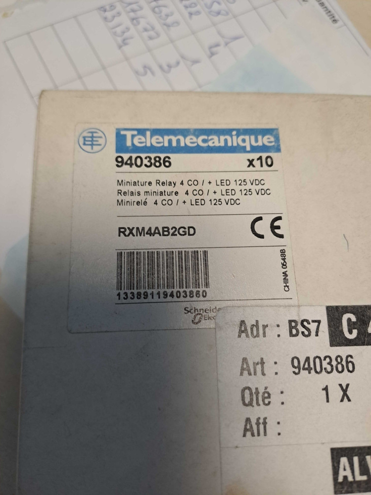 TÉLÉMÉCANIQUE  RXM4B2GD