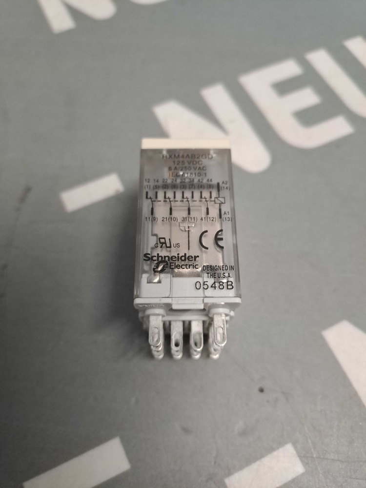 TÉLÉMÉCANIQUE  RXM4B2GD