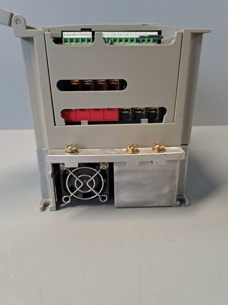 SCHNEIDER  ATV28HU18N4