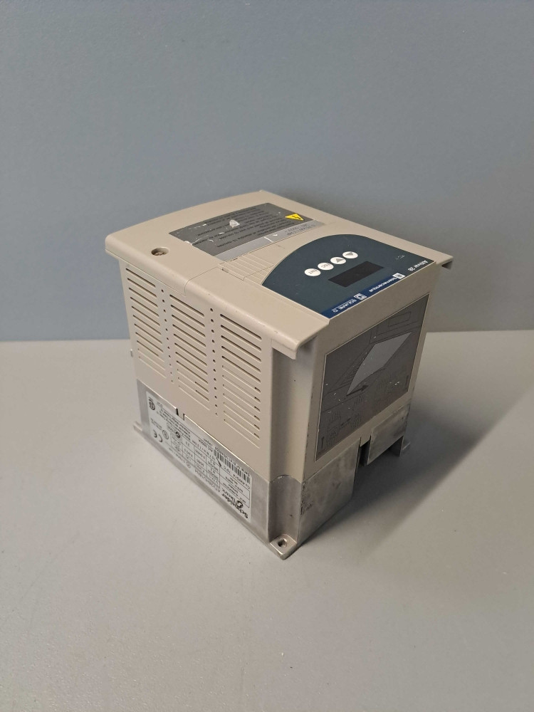 SCHNEIDER  ATV28HU18N4