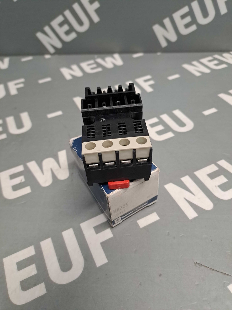 TÉLÉMÉCANIQUE  RHZ25