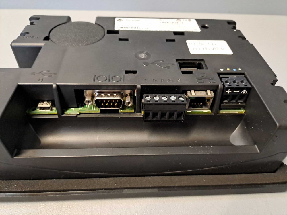 ALLEN-BRADLEY  2711CT6M