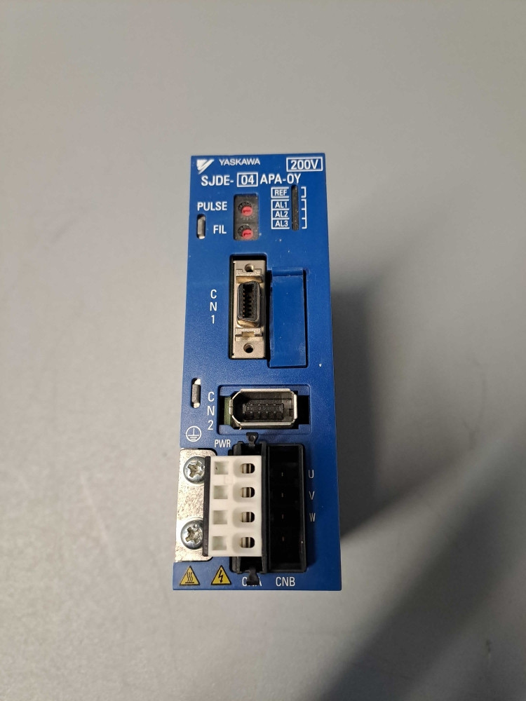 YASKAWA  SJDE04APA0Y