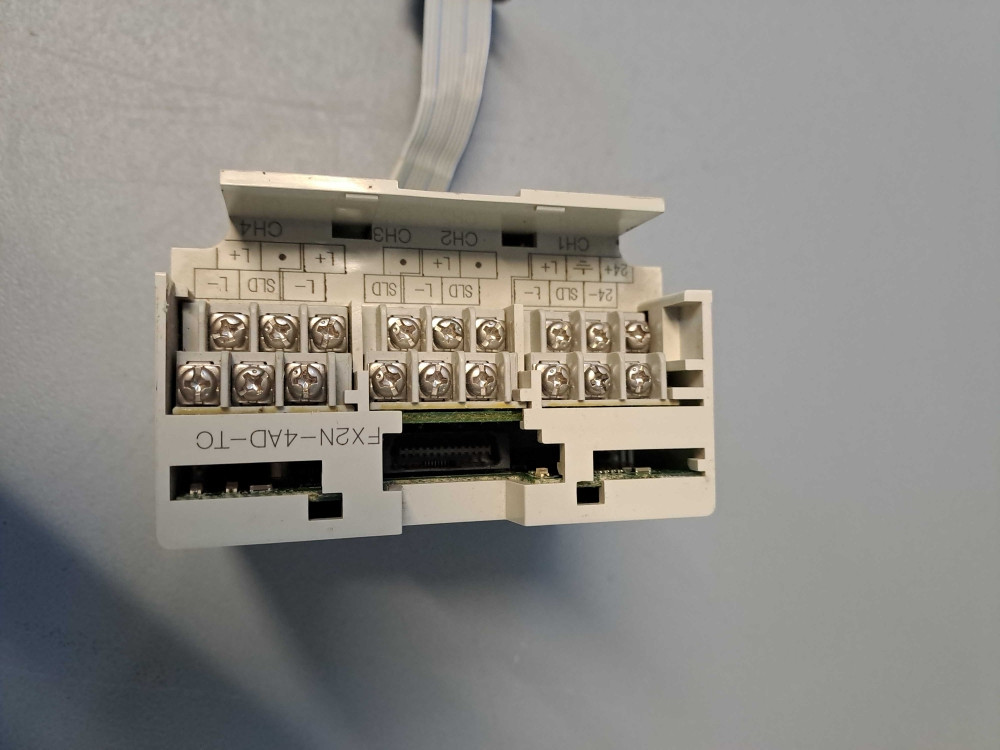 MITSUBISHI  FX2N4ADTC