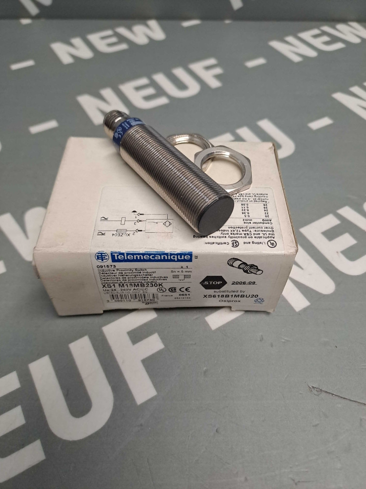 TÉLÉMÉCANIQUE  XS1M18MB230K