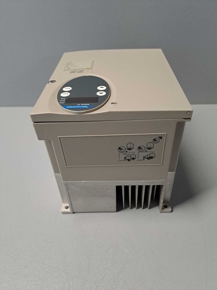 SCHNEIDER  ATV31HU40M3X