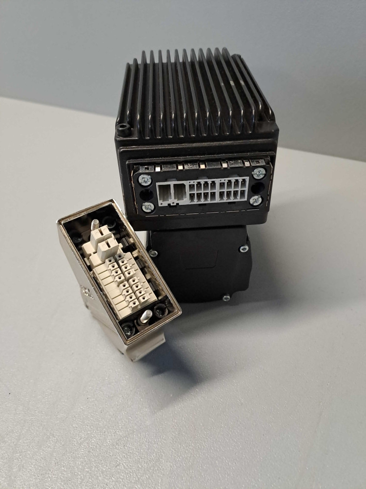 TRANSTECHKNIK SH070/30020/5/1/00/88/10/00