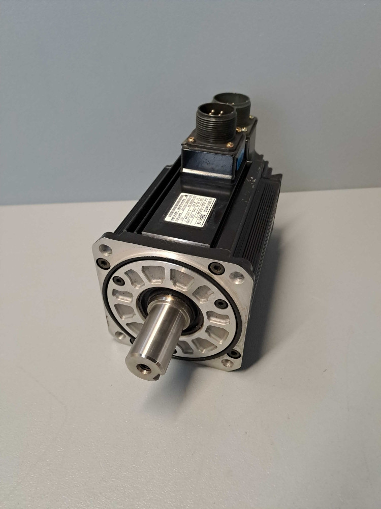 YASKAWA SGMSH15DCA6F0Y